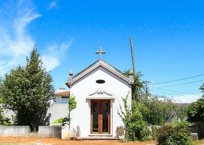 Quinta Da Aldeia De مزرعة للإقامة