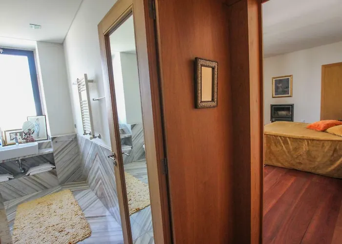 مزرعة للإقامة Quinta Da Aldeia De