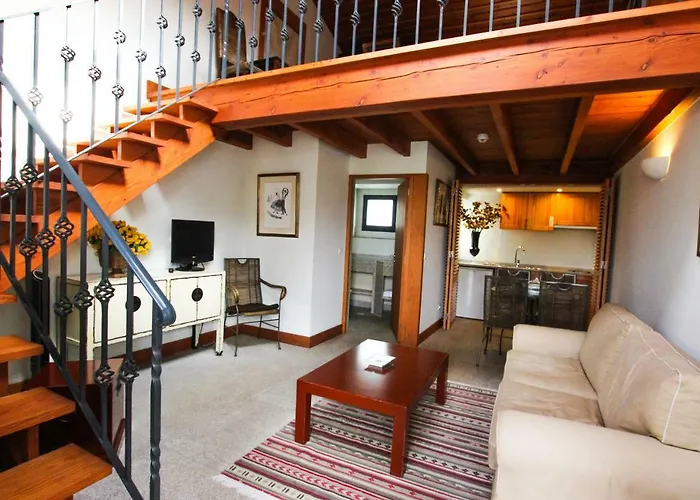 Quinta Da Aldeia De مزرعة للإقامة *